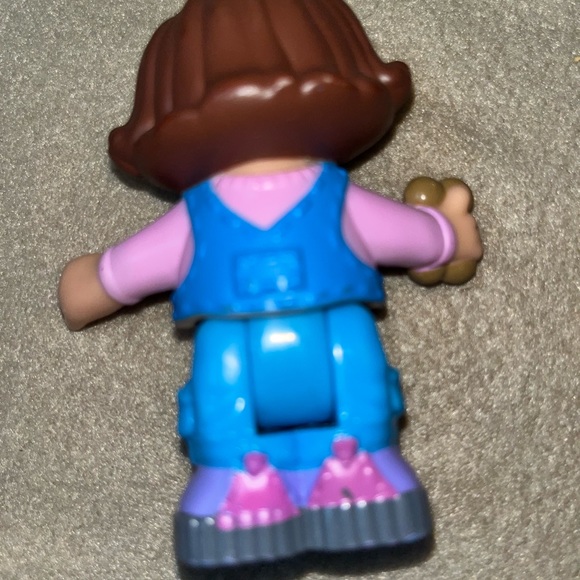 Little People Mia Posable Bendable 3" Figure - Picture 4 of 5